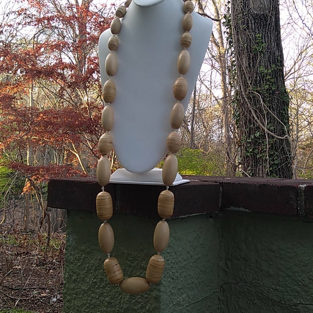 RARE '80s HOLLAND MANOUK BIJOUX 50" Alternating Stacked Solid Wood Bead Necklace - Picture 3 of 16